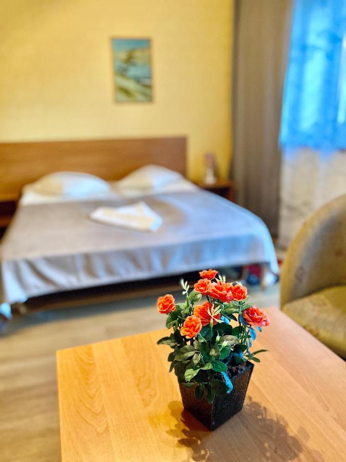 Akmuo Ant Akmens Hotel Šventoji Buitenkant foto