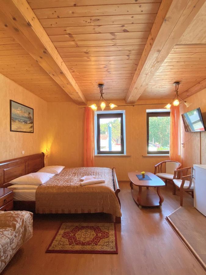 Akmuo Ant Akmens Hotel Šventoji Buitenkant foto